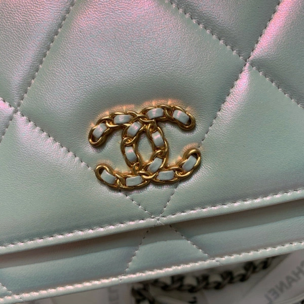 CHANEL19 WALLET ON CHAIN AllSeason 75 - Image 4