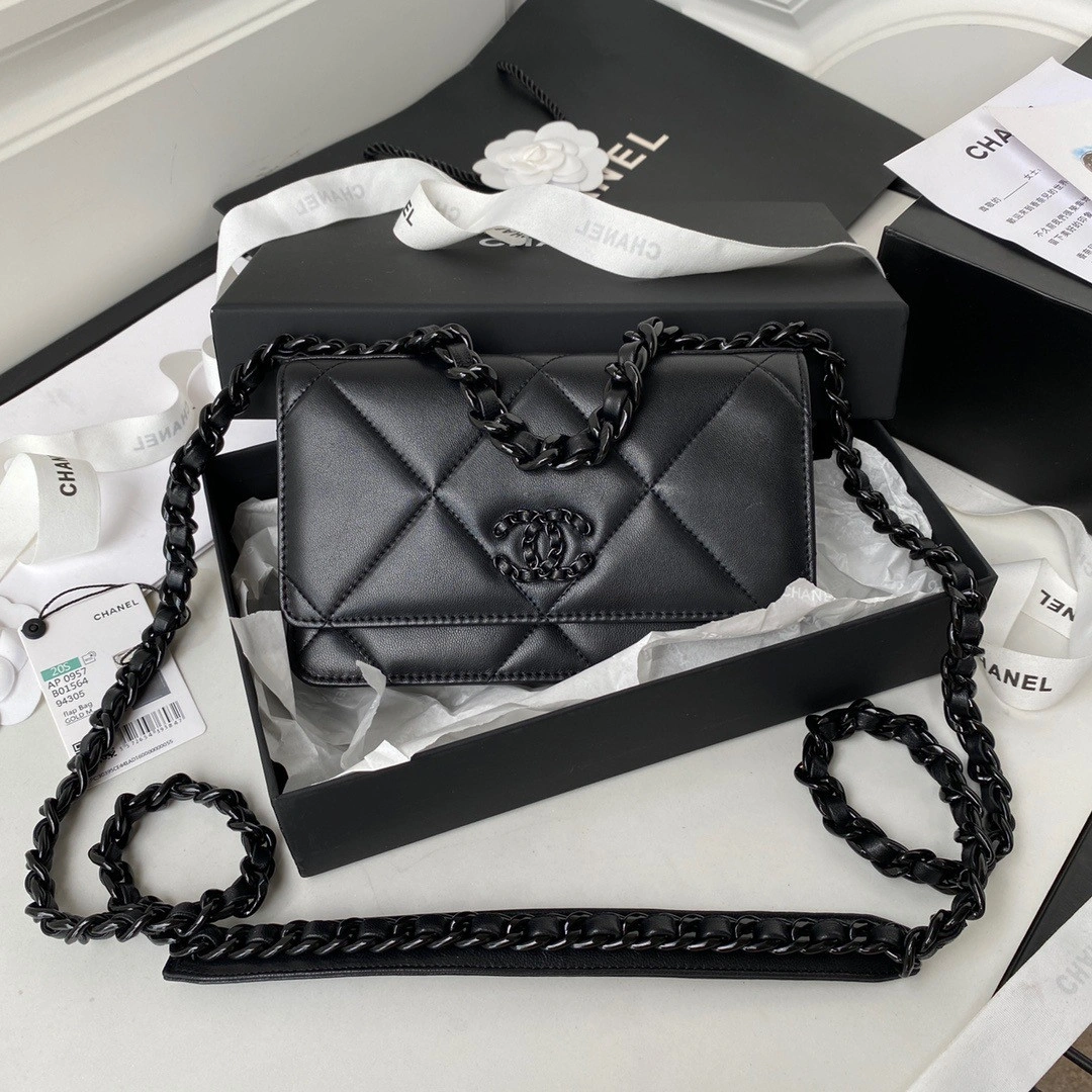 CHANEL19 WALLET ON CHAIN HighQuality 1325