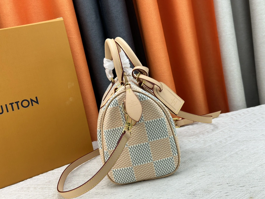 BestValue 143 Louis Vuitton AAA Quality Handbags For Women - Image 3