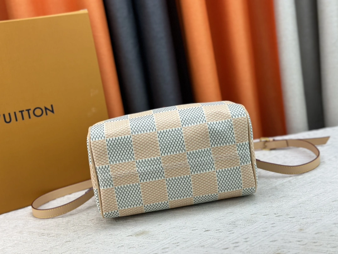 BestValue 143 Louis Vuitton AAA Quality Handbags For Women - Image 5