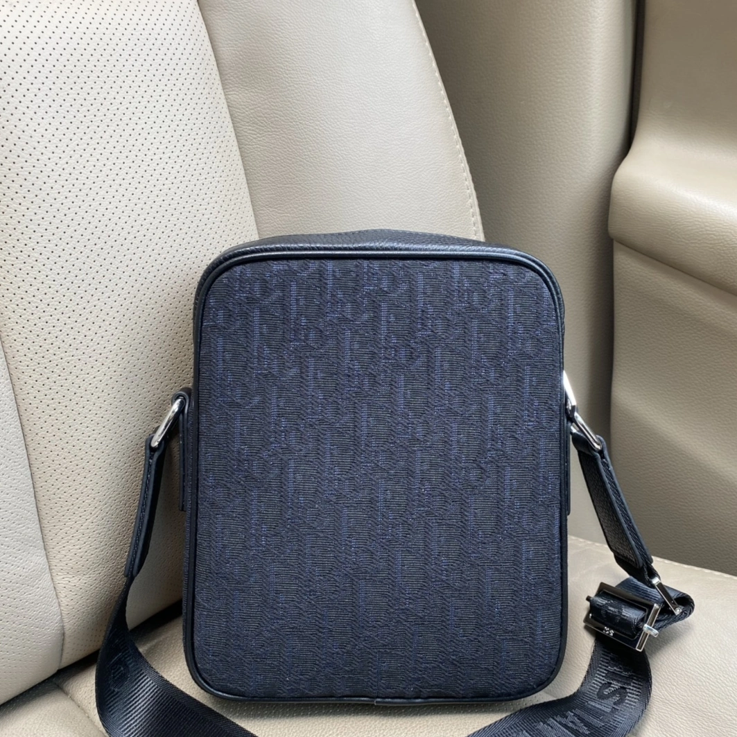 BestValue 6526 Christian Dior AAA Man Messenger Bags
