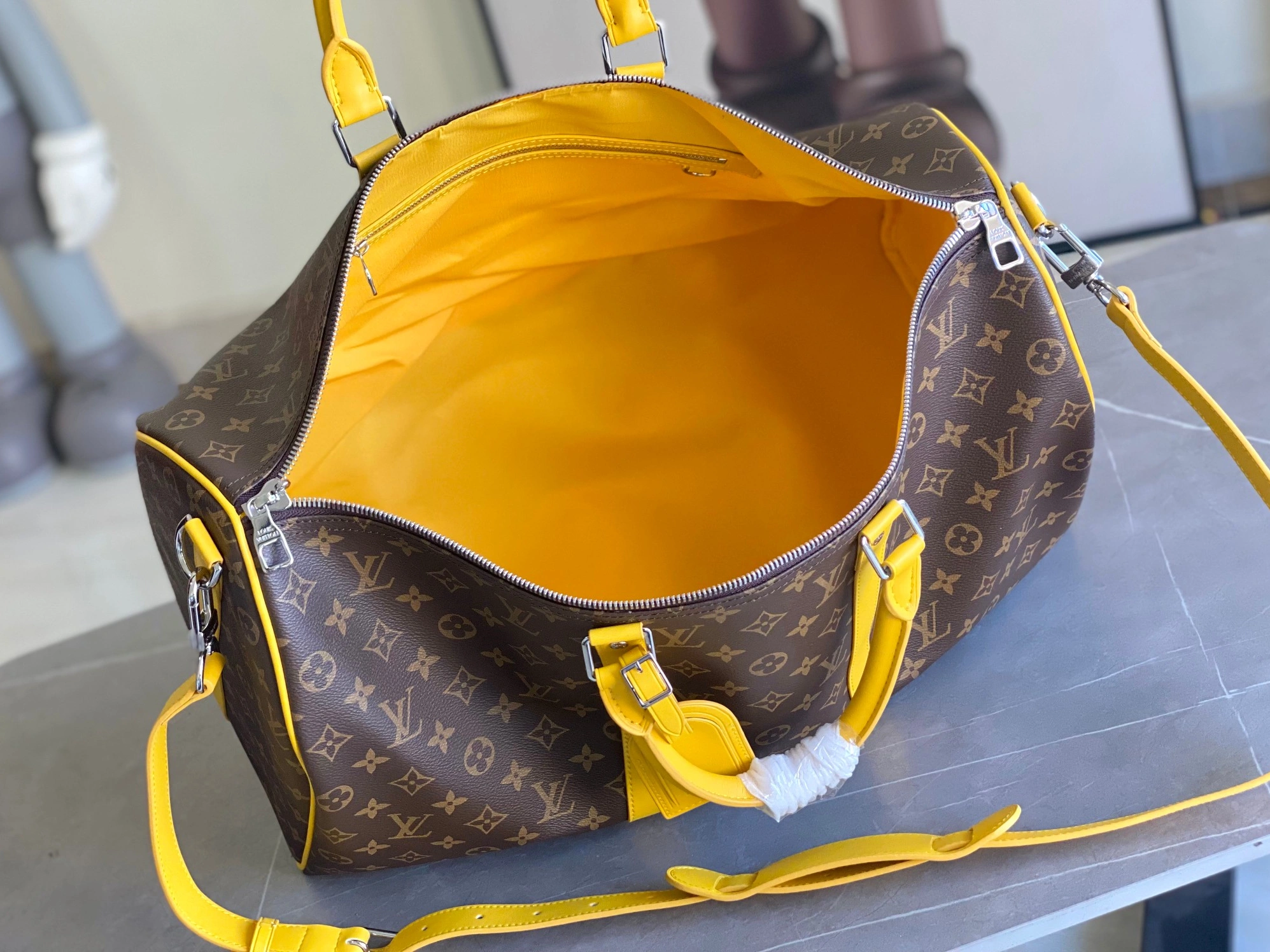 BestValue 6805 Louis Vuitton Travel Bags - Image 7