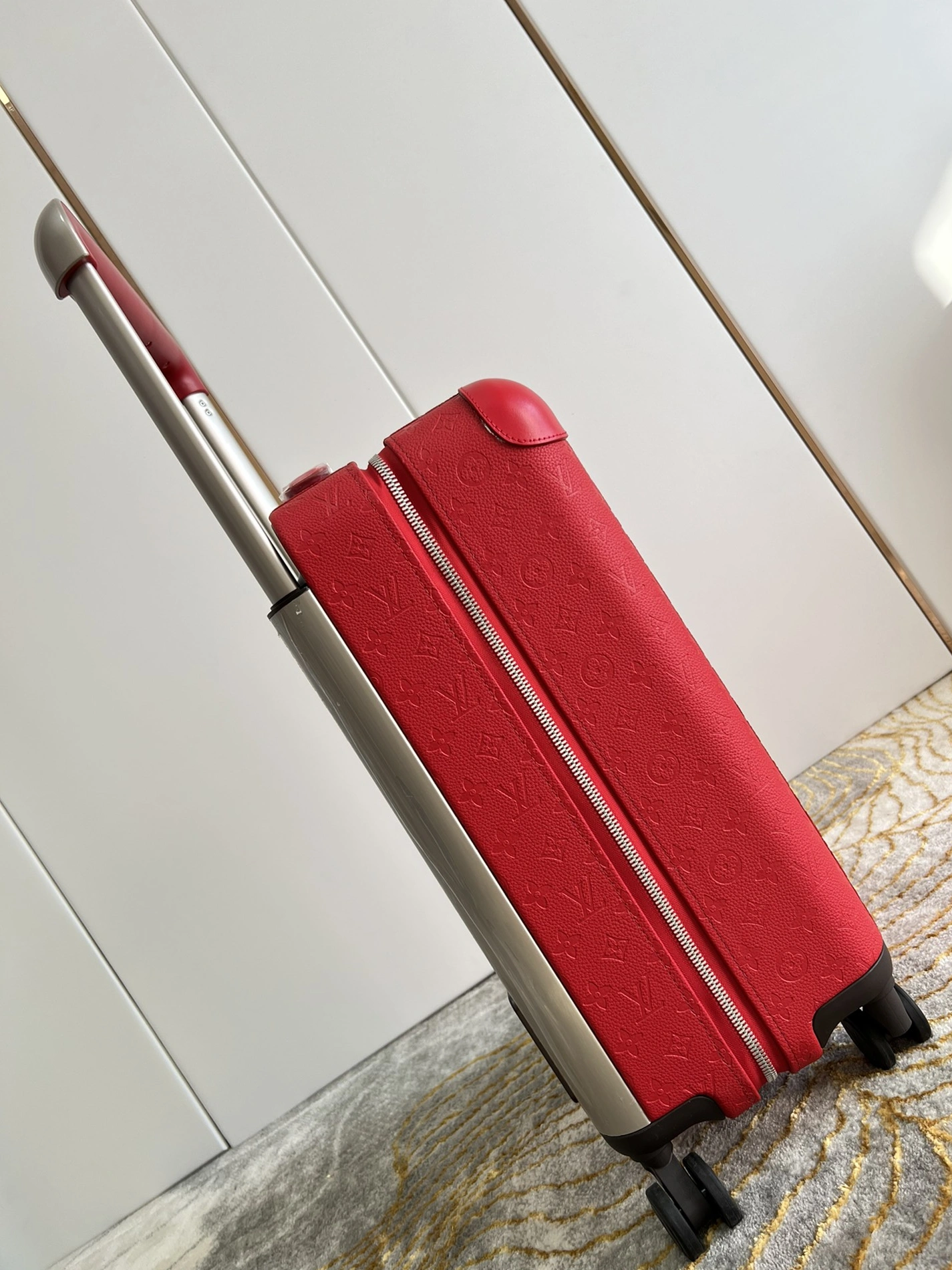 BestValue 7284 Louis Vuitton Luggage - Image 3