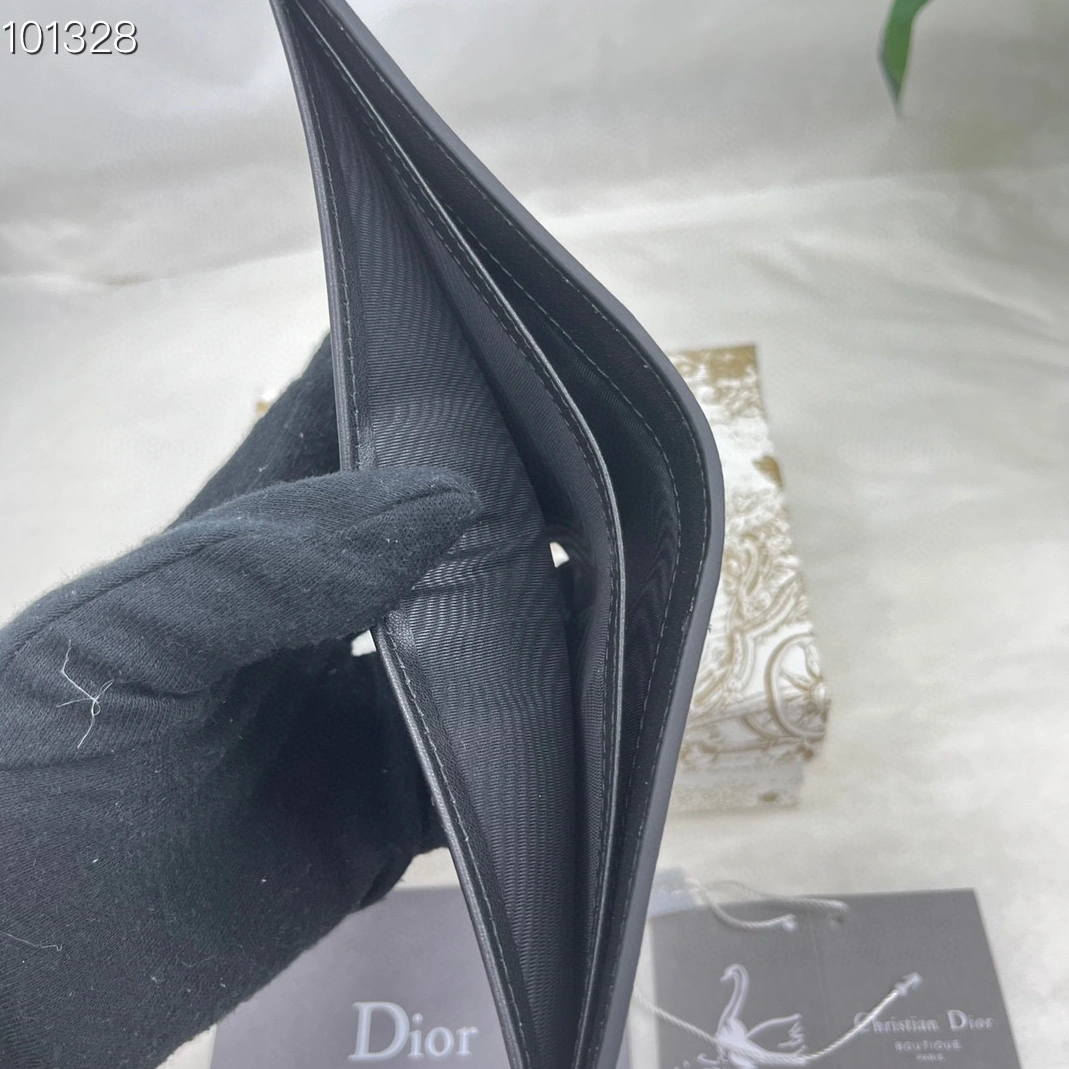 Bold 2892 Christian Dior AAA Man Wallets - Image 7