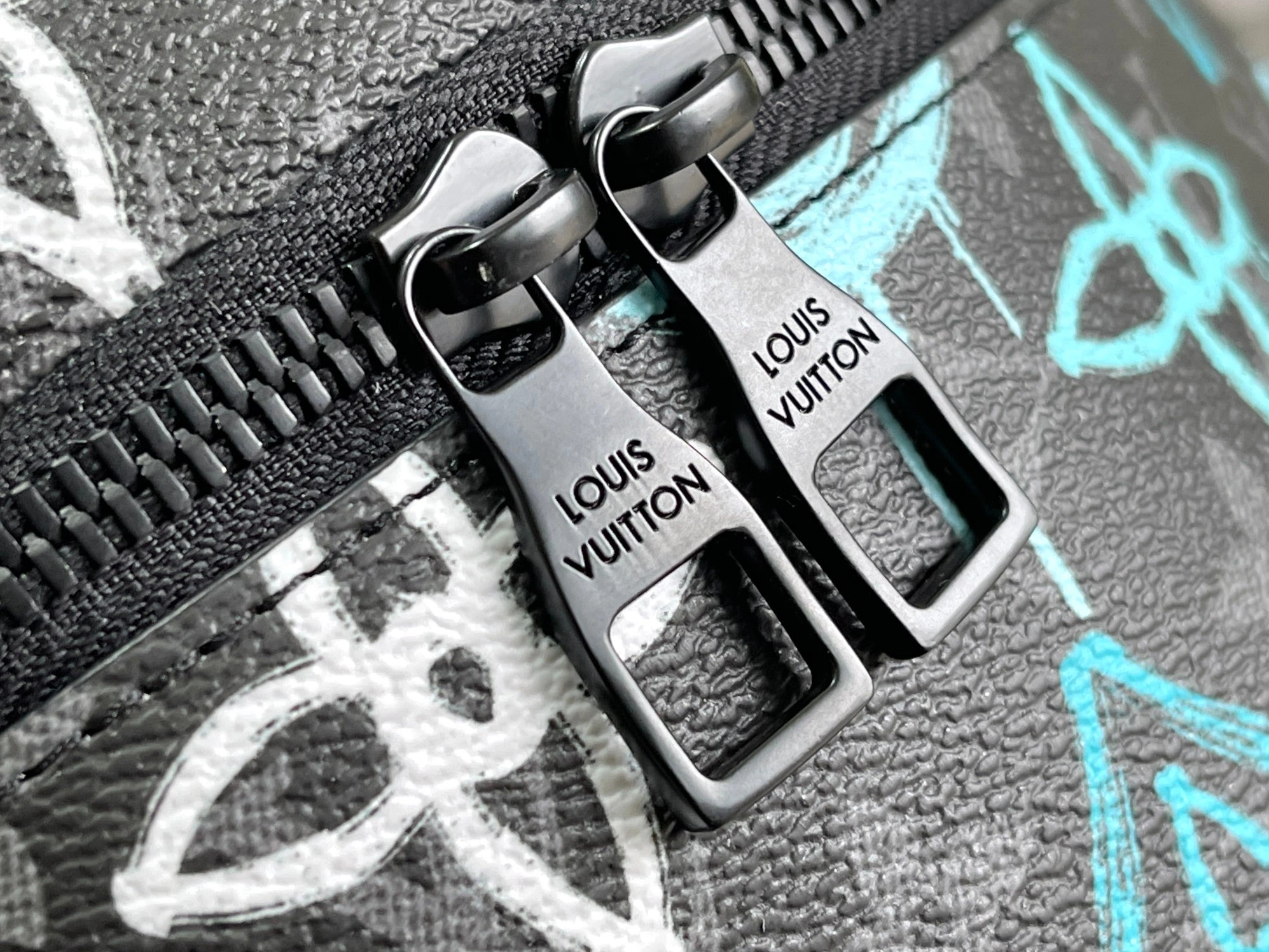 Breathable 7603 Louis Vuitton LV AAA Quality Belt Bags - Image 5