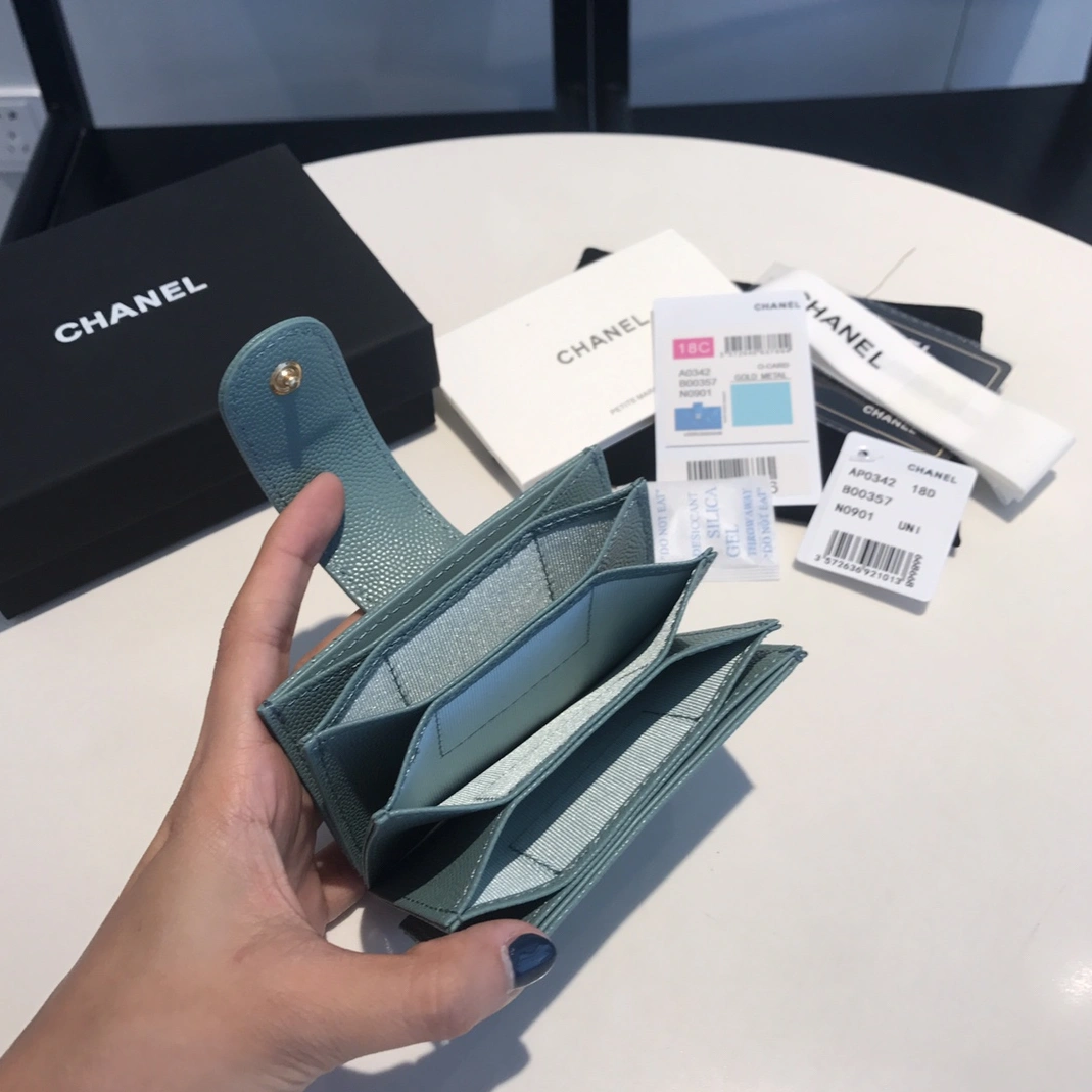 Breathable 8632 Chanel AAA Quality Card Case For Women - Image 6