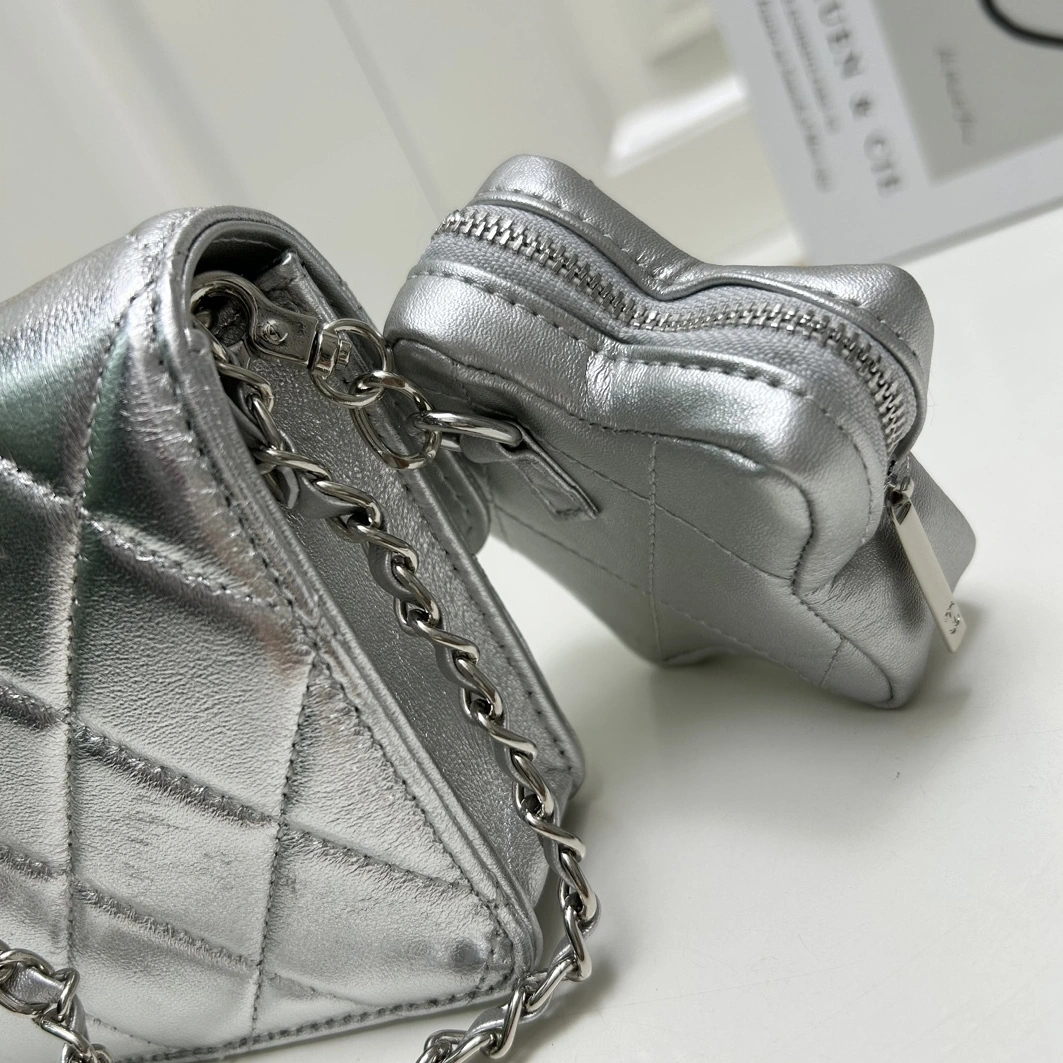 Chanel AAA Quality Messenger Bags For Women Comfortable 3557 - Image 4