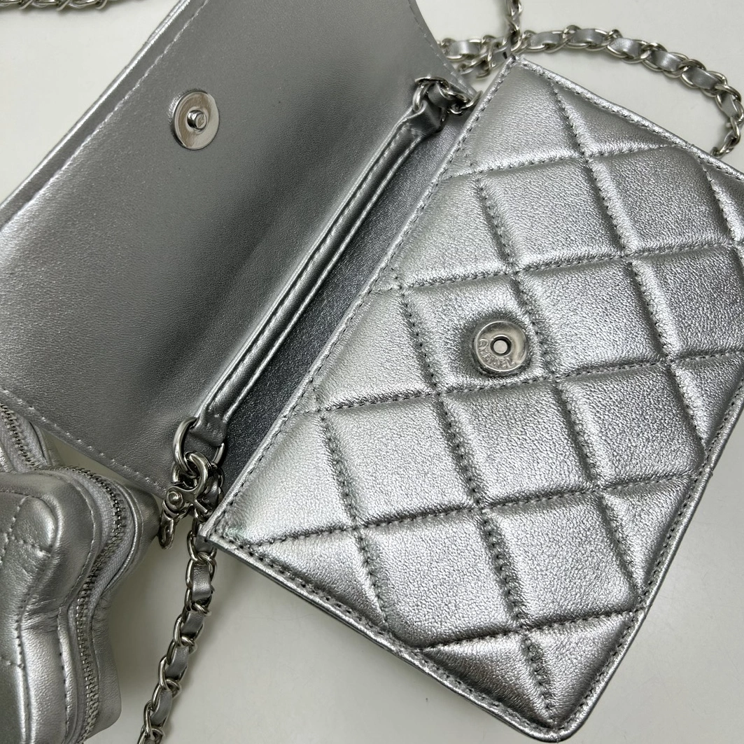 Chanel AAA Quality Messenger Bags For Women Comfortable 3557 - Image 7