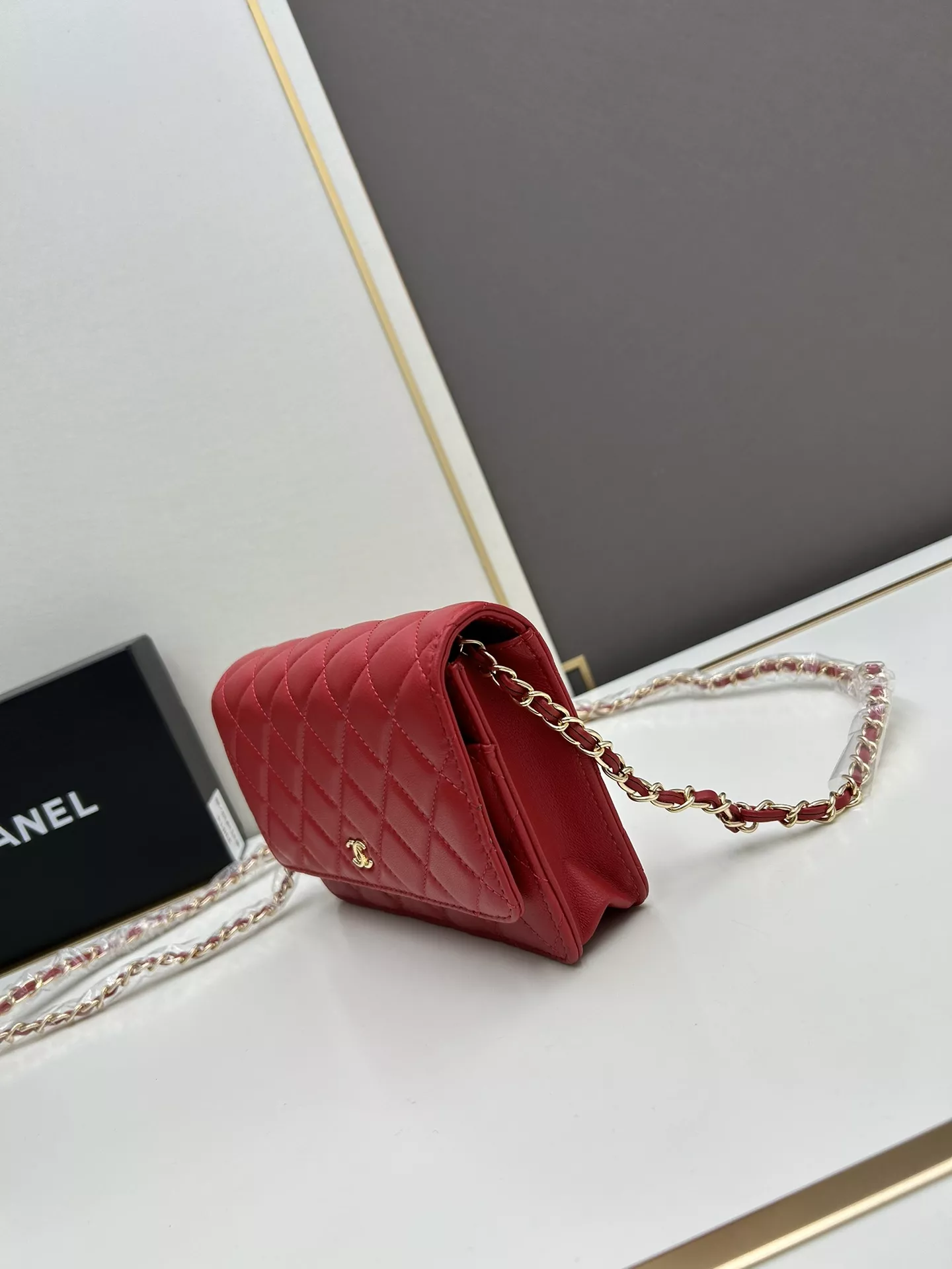 Chanel AAA Quality Messenger Bags For Women Practical 2391
