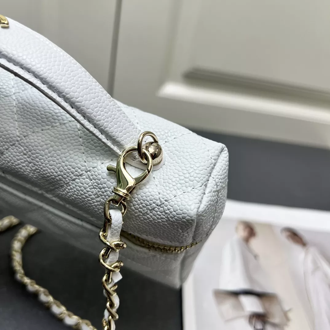 Chanel AAA Quality Messenger Bags For Women TopPick 9650 - Image 3