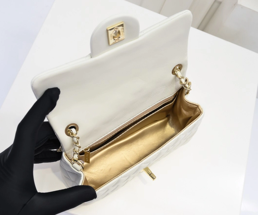 Chanel AAA Quality Messenger Bags Stylish 1015 - Image 7