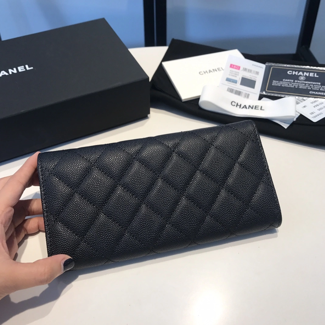 Chanel AAA Quality Wallets For Women Minimalist 2495