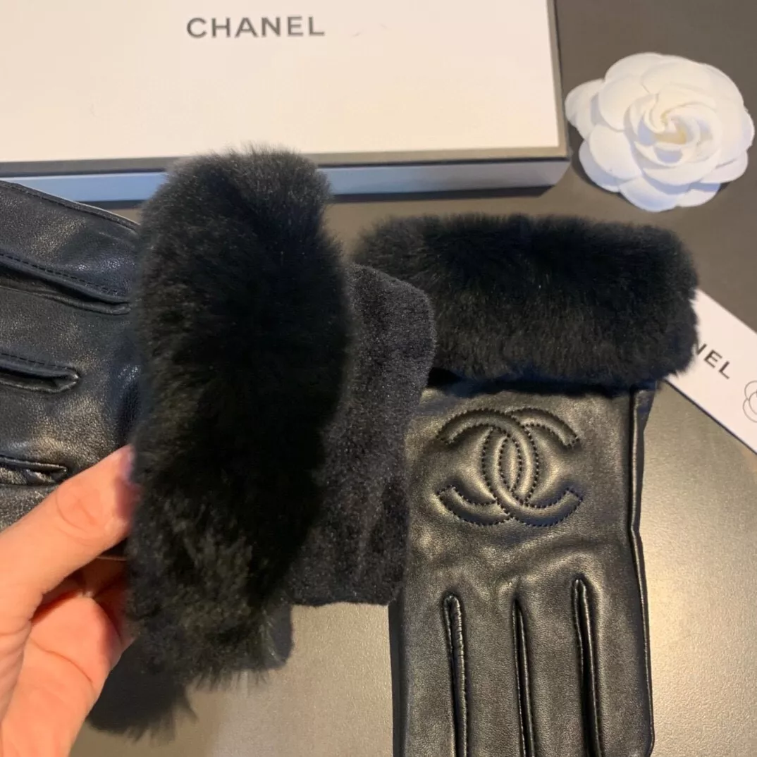 Chanel Gloves For Women Classic 3137 - Image 7