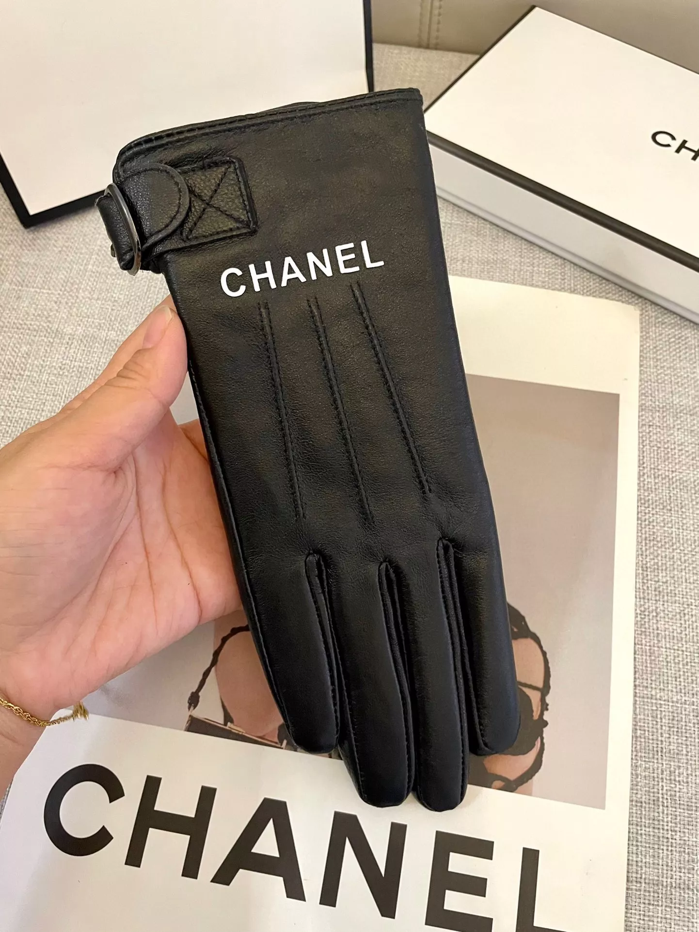 Chanel Gloves For Women Comfortable 8993 - Image 4