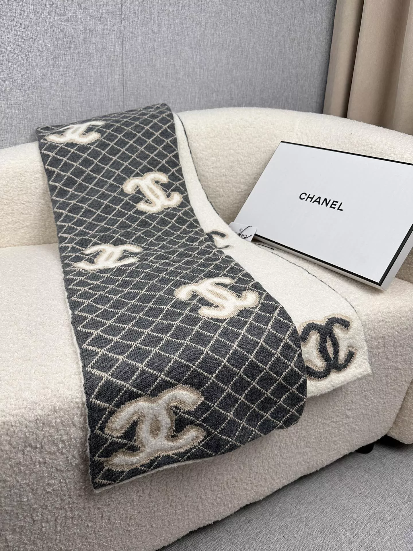 Chanel Scarves For Women Compact 2800 - Image 5