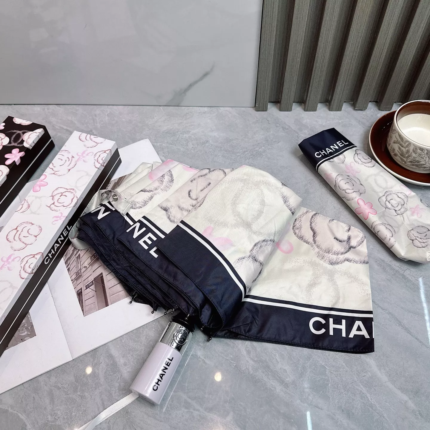 Chanel Umbrellas Resilient 4118 - Image 4