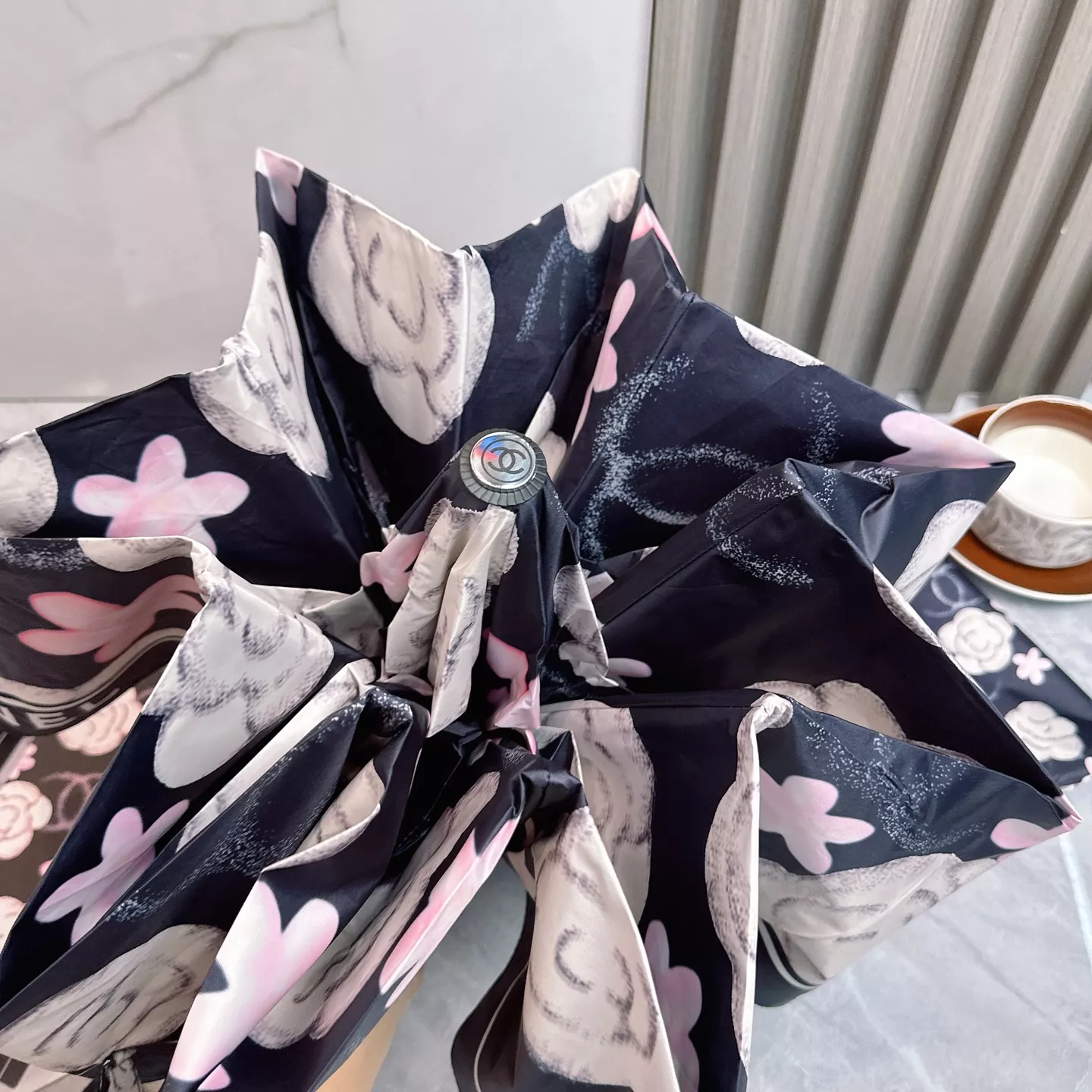 Chanel Umbrellas Vibrant 3237 - Image 5