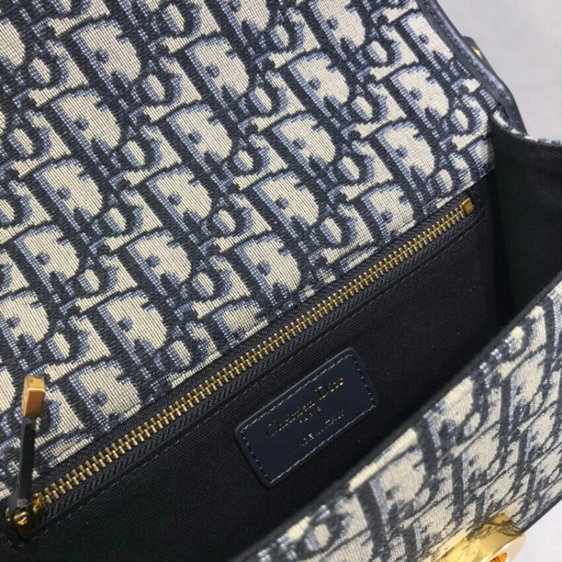 24 x 17 x Christian Dior 30 Montaigne Bag Blue Oblique Jacquard - Image 11