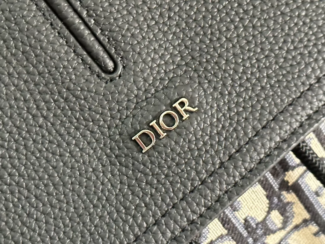 Christian Dior AAA Man Backpacks Comfortable 4657 - Image 4