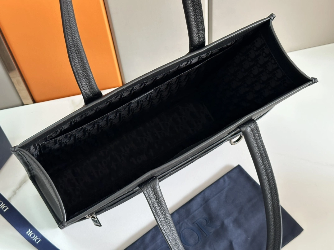 Christian Dior AAA Man Handbags Trendsetting 1248 - Image 8