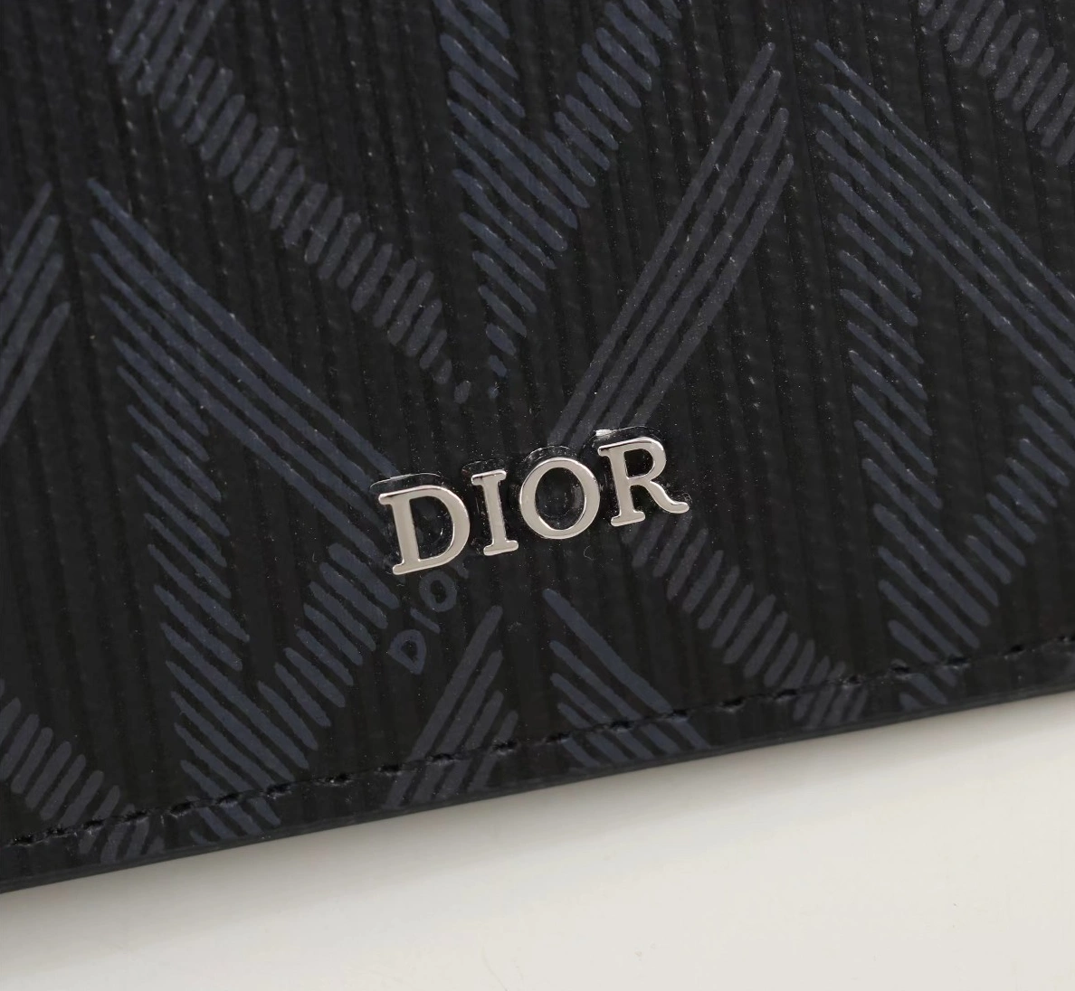 Christian Dior AAA Man Wallets Timeless 4491 - Image 4