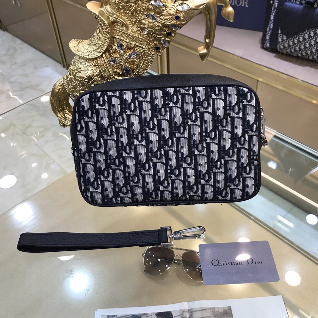 Christian Dior AAA Man Wallets Versatile 4231