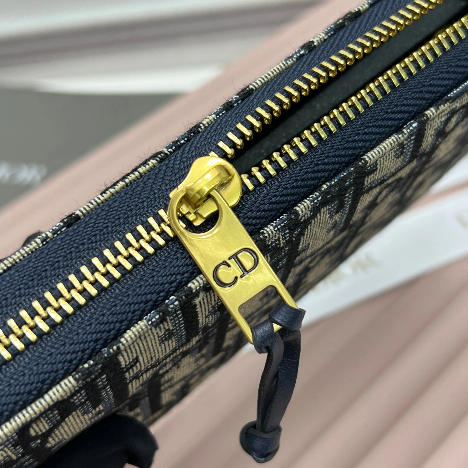 Christian Dior AAA Man Wallets Vibrant 9148 - Image 4