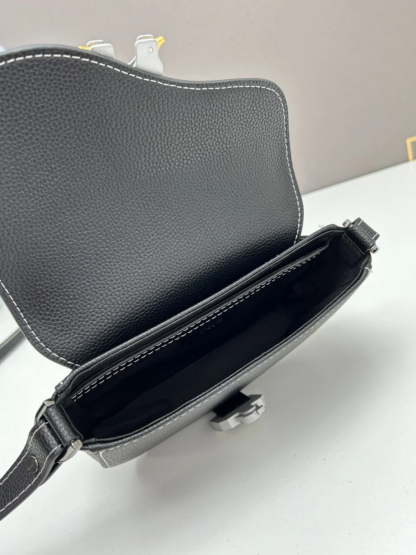 Christian Dior AAA Quality Messenger Bags For Unisex Elegant 8064 - Image 7