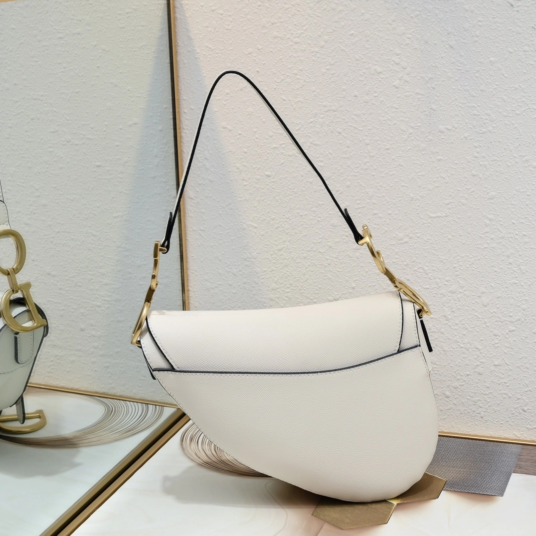 Christian Dior AAA Quality Messenger Bags For Women GoodFit 1943