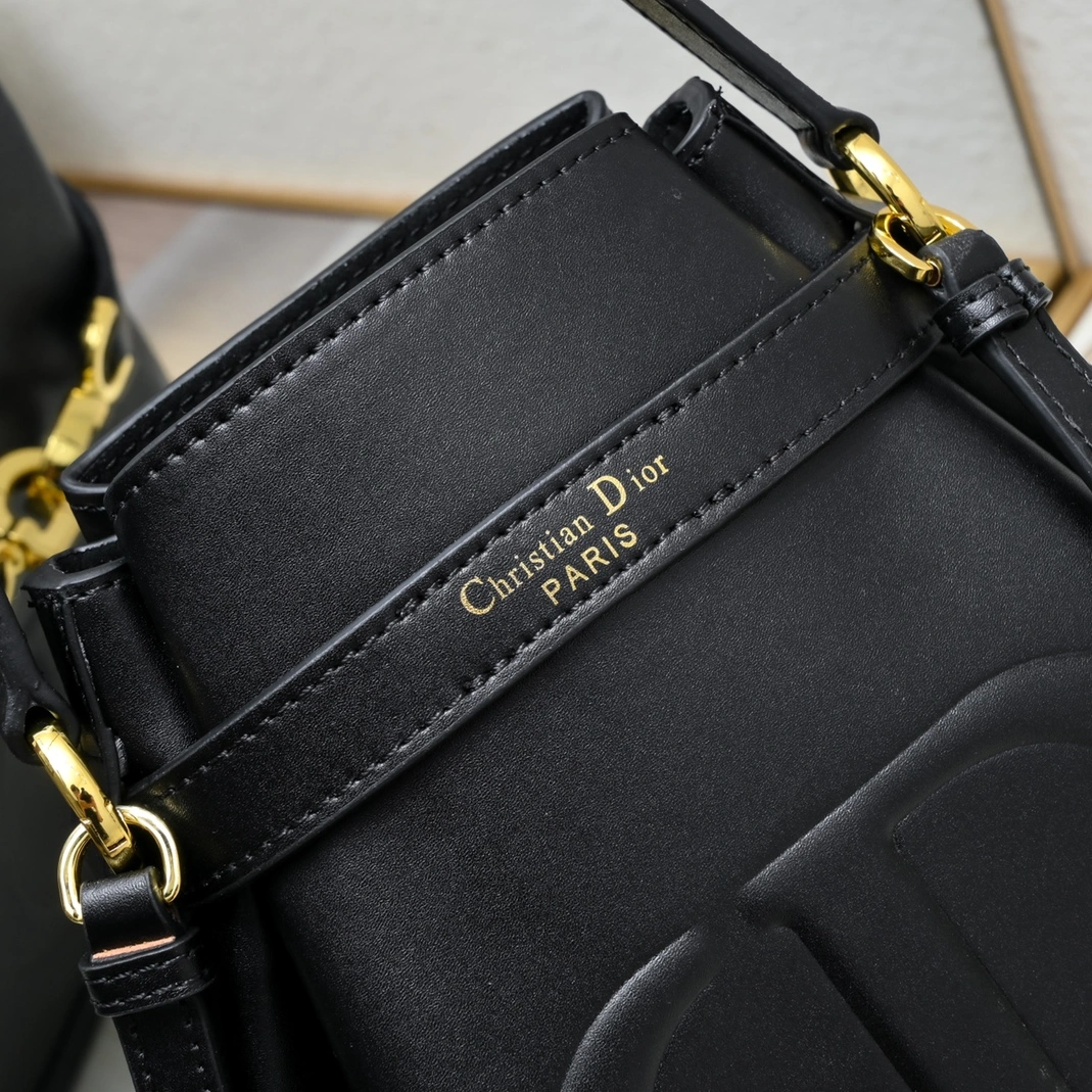 Christian Dior AAA Quality Messenger Bags For Women StreetReady 3906 - Image 8