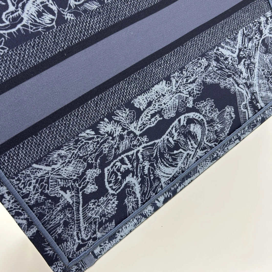 Christian Dior AAA Quality Tote-Handbags For Women StreetReady 6586 - Image 5