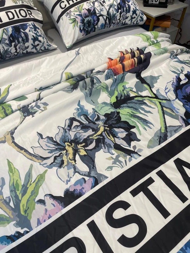 Christian Dior Bedding EasyMatch 8449 - Image 3