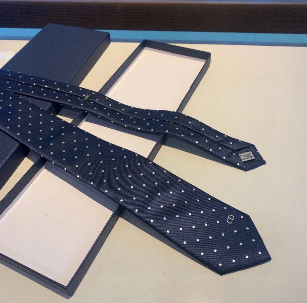 Christian Dior Necktie For Men Breathable 3308 - Image 4