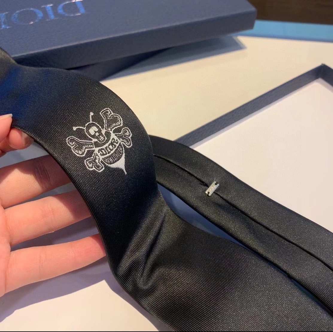 Christian Dior Necktie For Men EasyMatch 7613 - Image 5