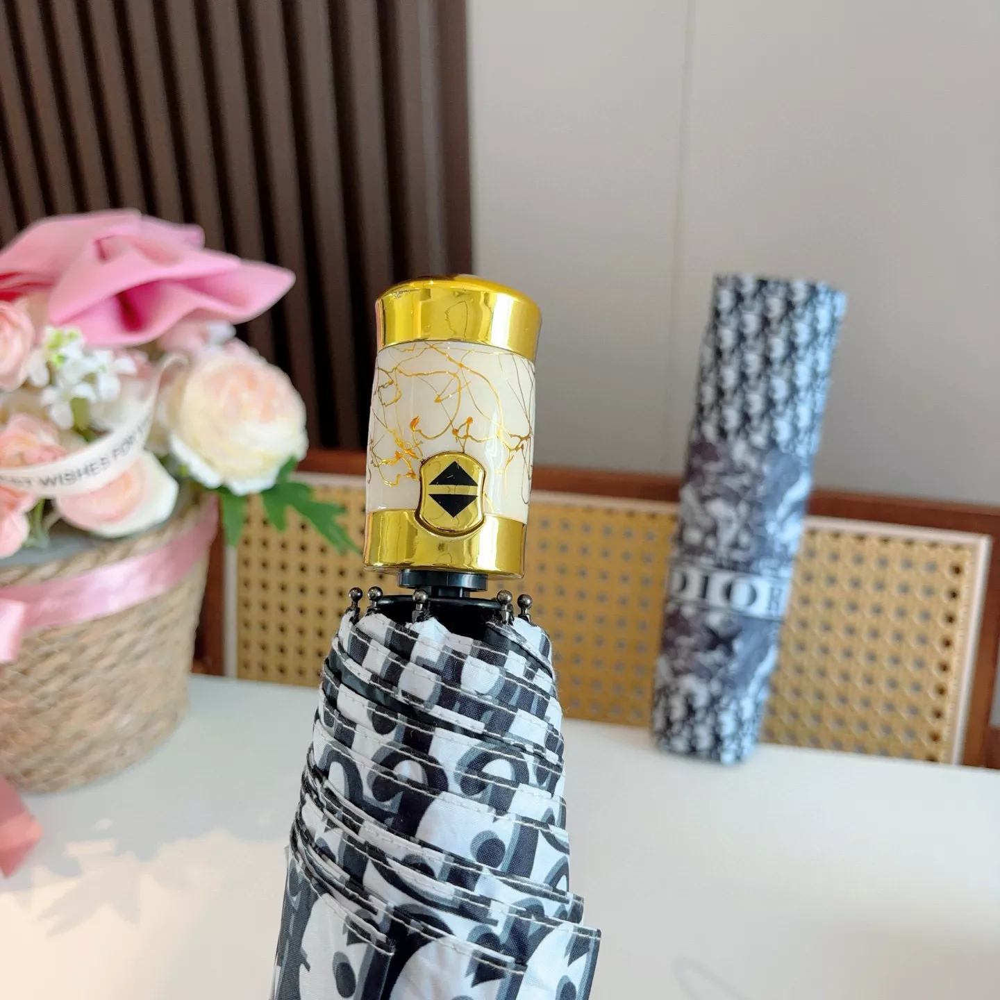 Christian Dior Umbrellas GoAnywhere 2038 - Image 6