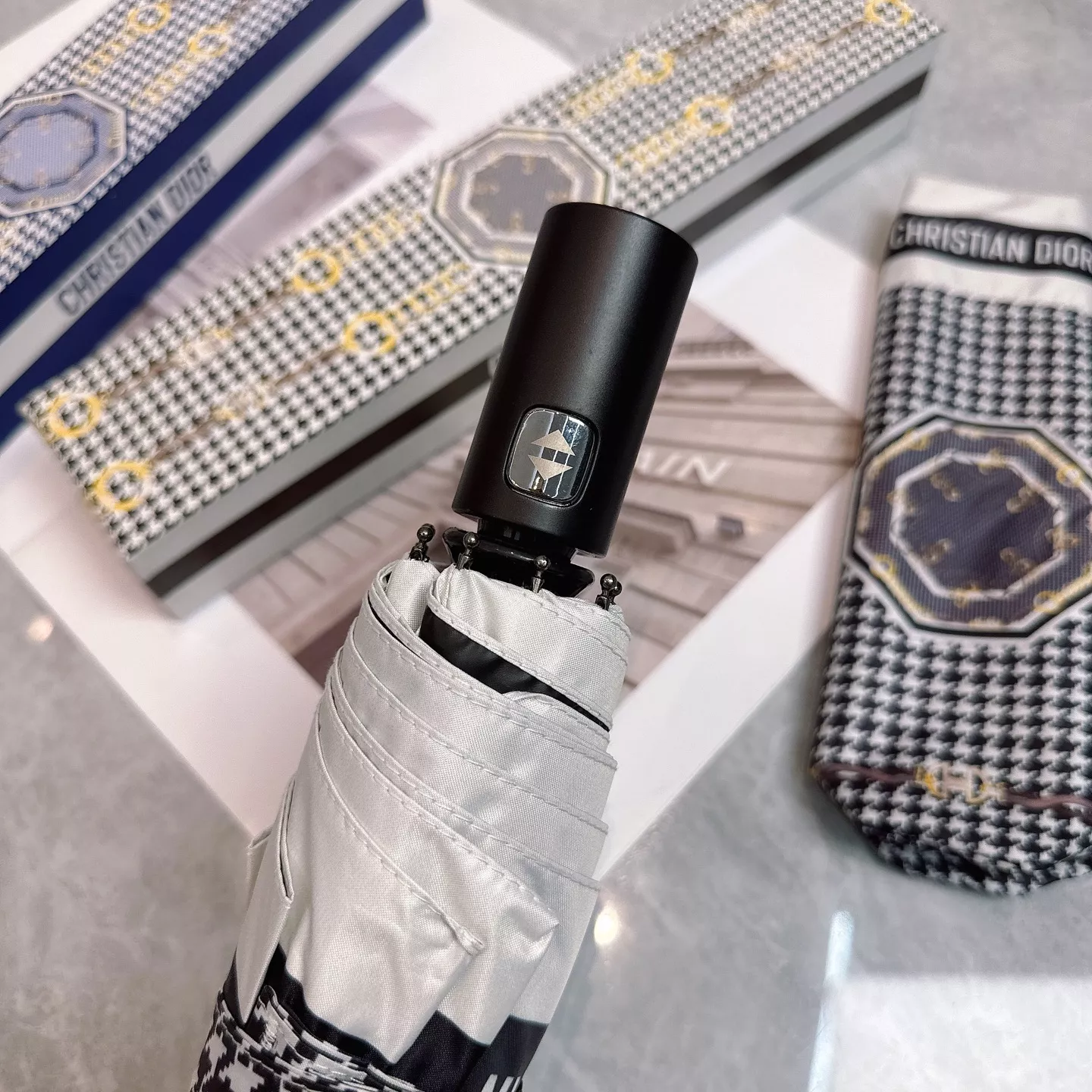 Christian Dior Umbrellas ModernLook 9241