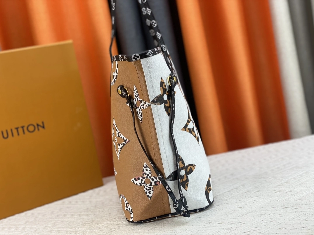 Classic 508 Louis Vuitton AAA Quality Shoulder Bags For Women - Image 3