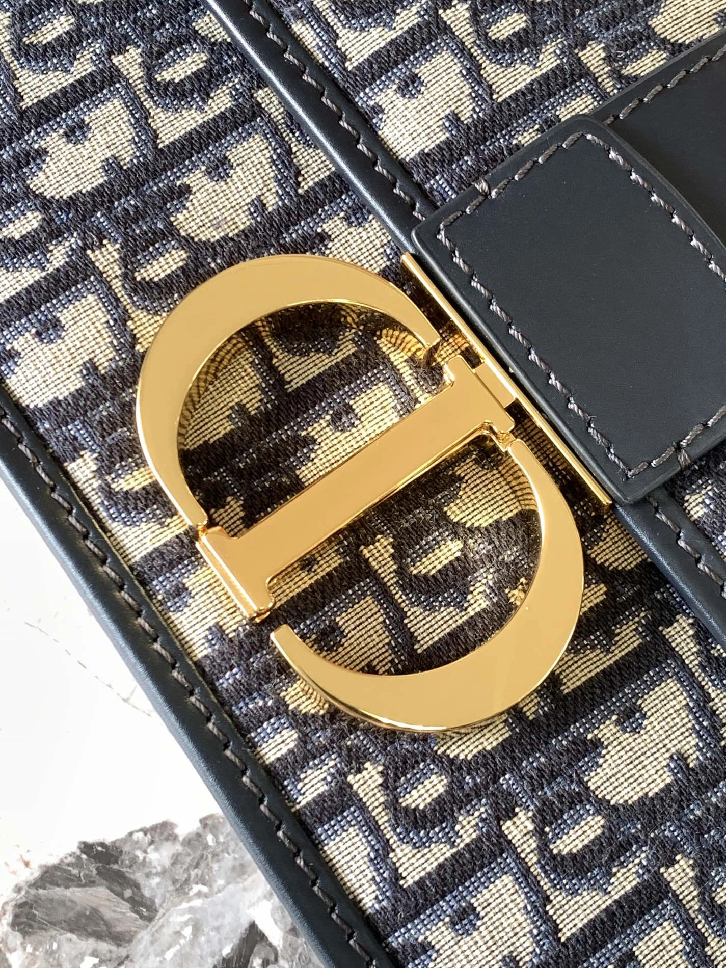 Comfortable 176 Christian Dior AAA Quality Messenger Bags For Women - Image 5