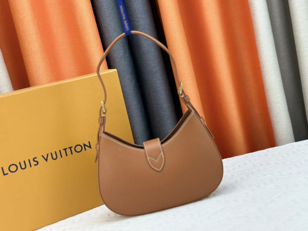 Comfortable 2343 Louis Vuitton AAA Quality Shoulder Bags For Women - Image 4