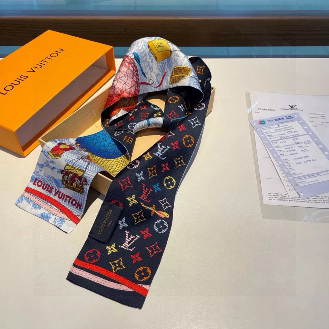 Comfortable 3224 Louis Vuitton Silk Scarf