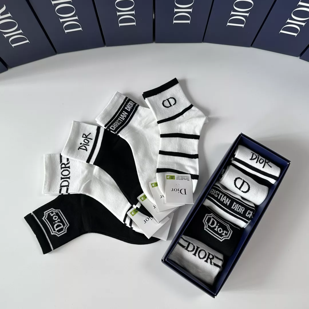 Comfortable 365 Christian Dior Socks - Image 5