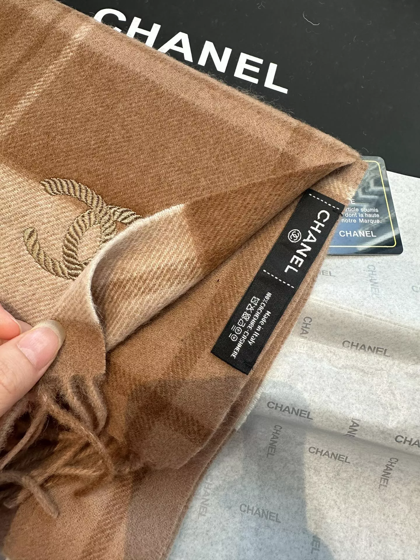 Compact 6613 Chanel Scarves For Women - Image 3