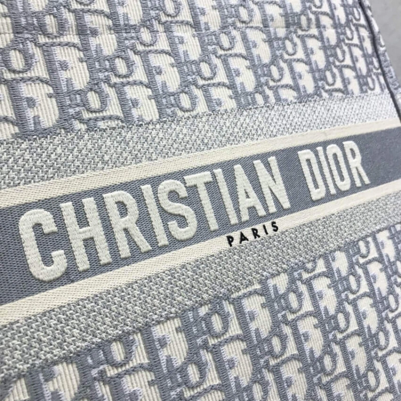 May be ca Dior Small Book Tote Grey Oblique Embroidery - Image 9