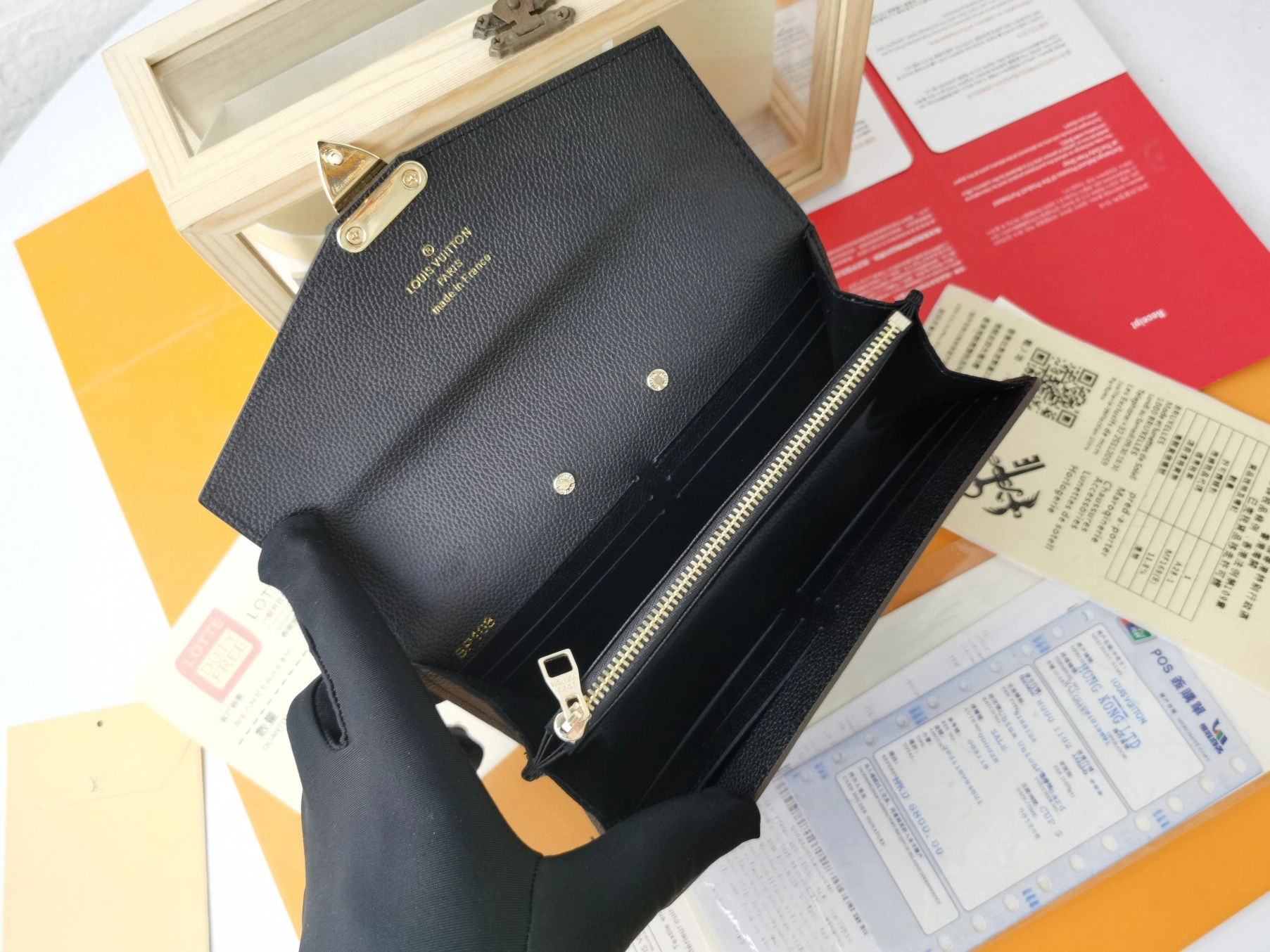 Durable 1778 Louis Vuitton LV Card Case For Women - Image 6