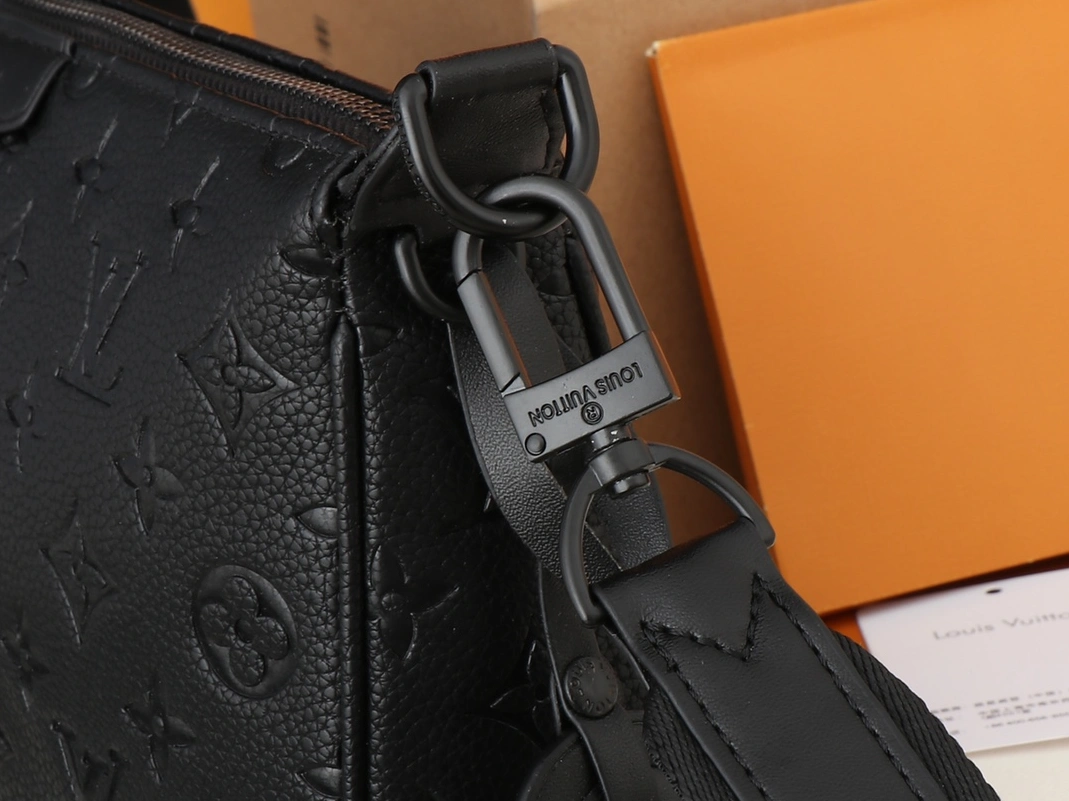 Durable 4149 Louis Vuitton AAA Quality Messenger Bags For Unisex - Image 6