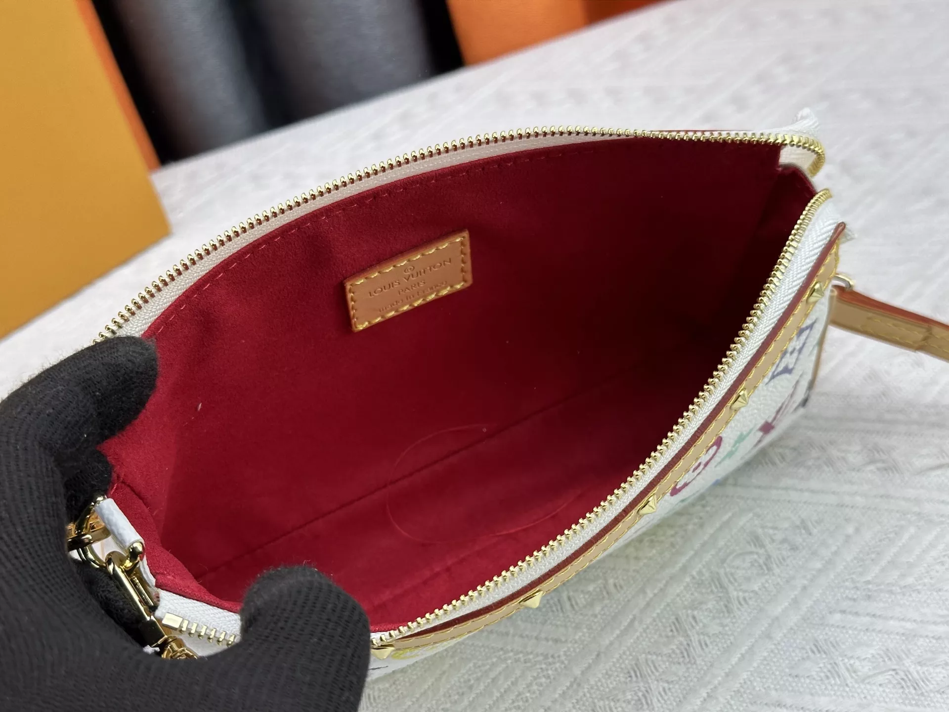 Durable 9029 Louis Vuitton AAA Quality Messenger Bags For Women - Image 7