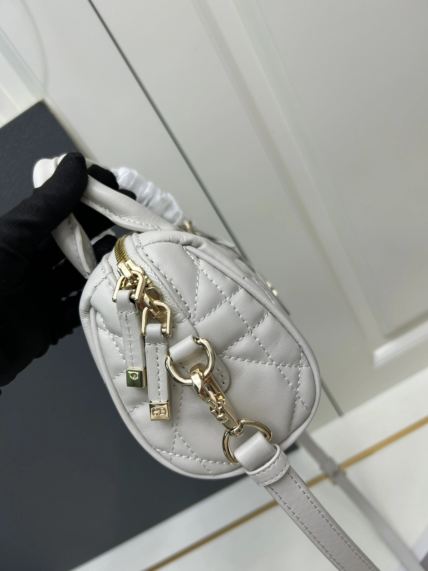 EasyMatch 2593 Christian Dior AAA Quality Handbags For Women - Image 4