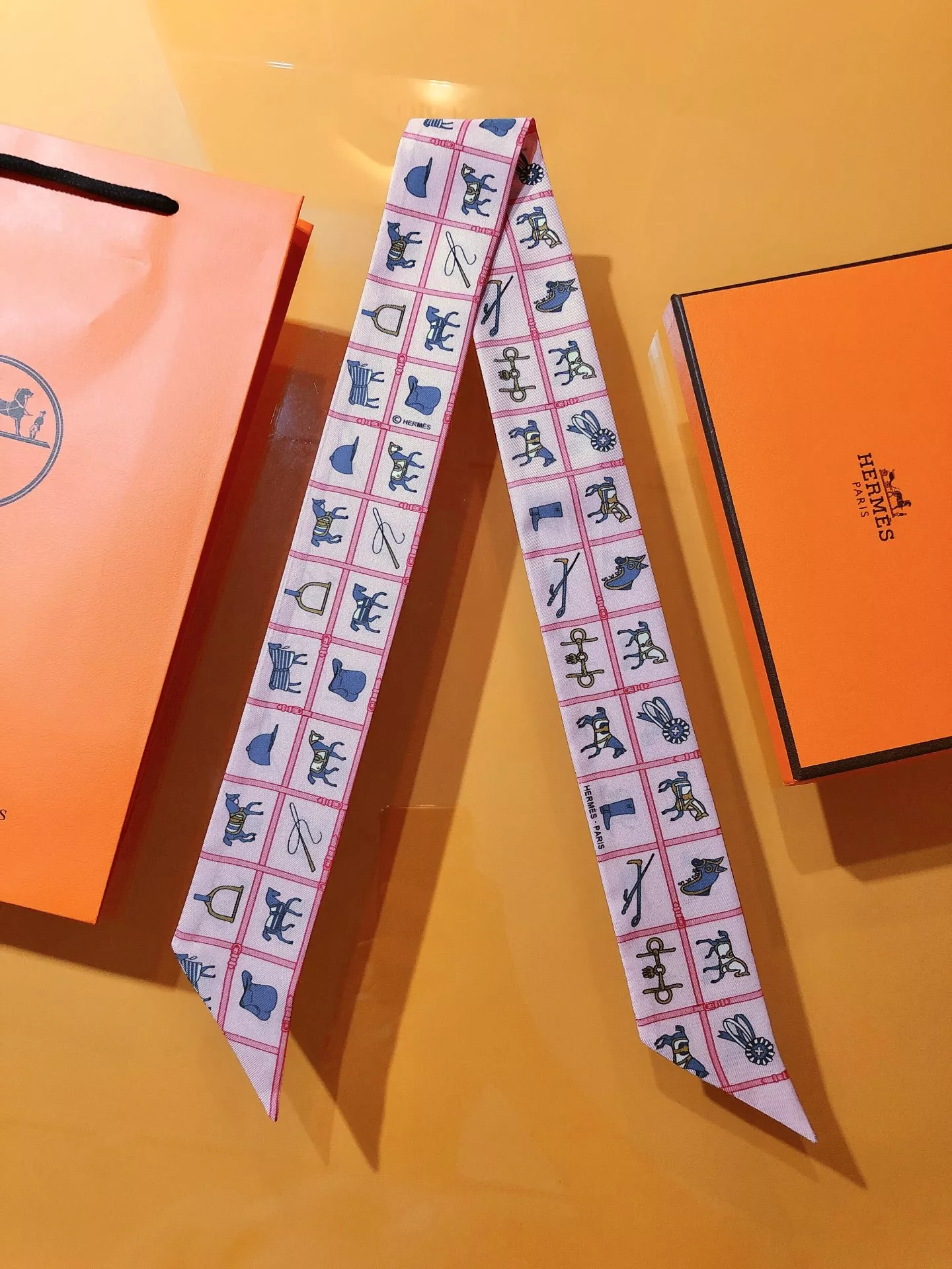 Efficient 4661 Hermes Silk Scarf