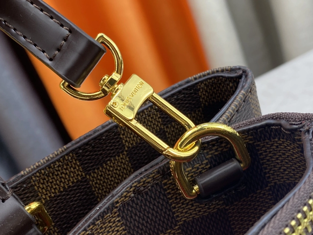 Elegant 3249 Louis Vuitton AAA Quality Handbags For Women - Image 7