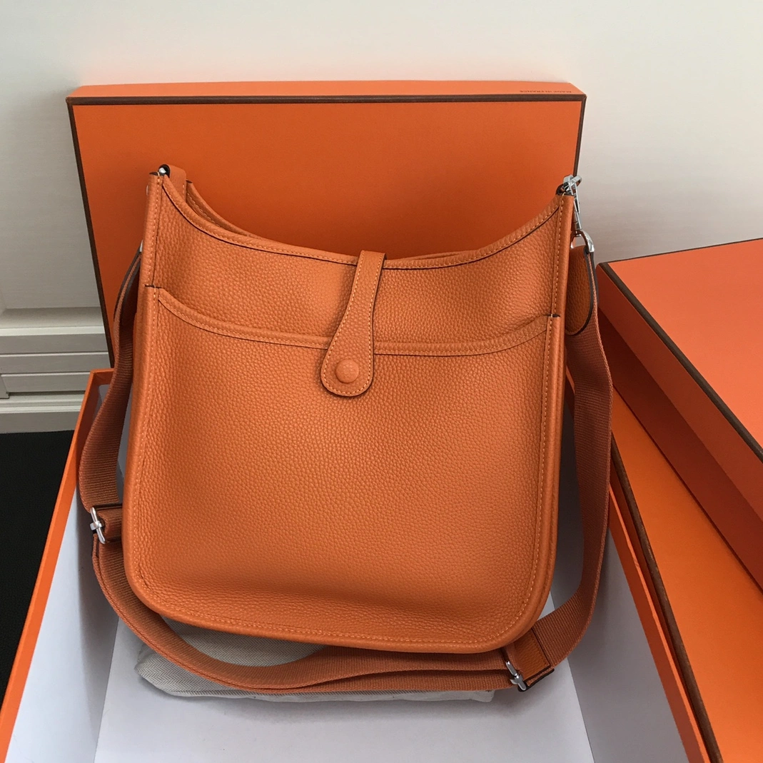 Elegant 7566 Hermes AAA Quality Messenger Bags For Women